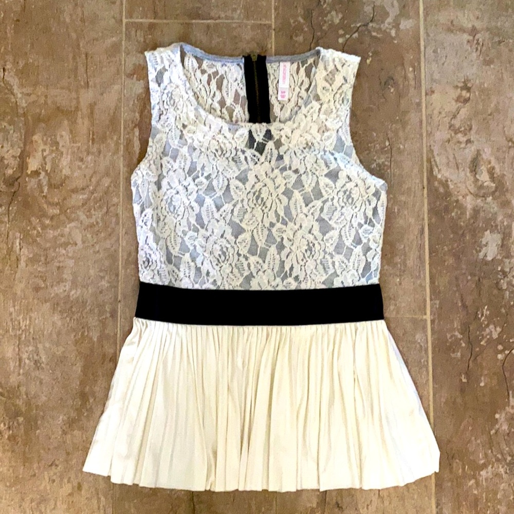 Lace tank top